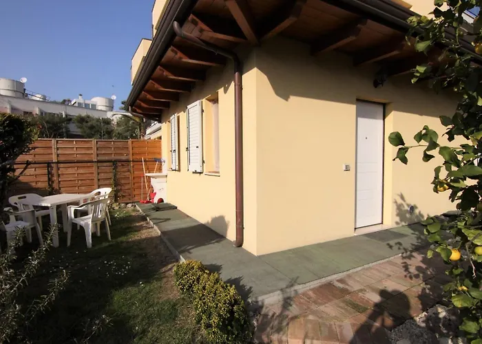 Palazzina * Σαν Μπενεντέτο ντελ Τρόντο